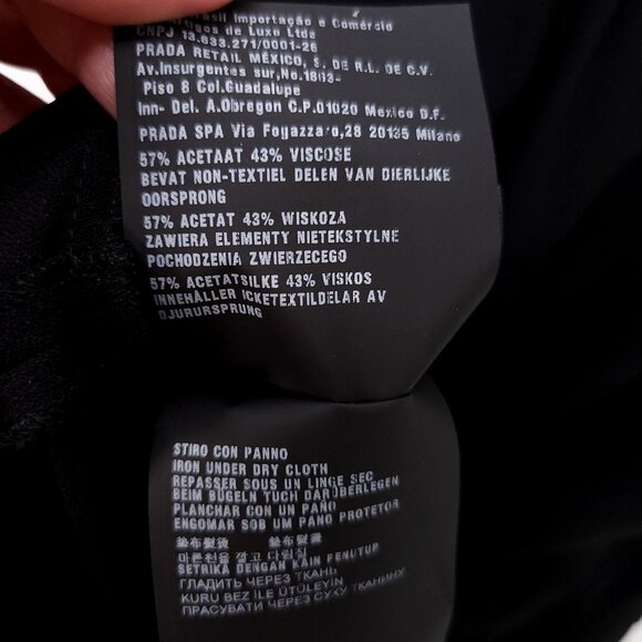 Prada Milano Made in Italy Ruffle Shift Dress Size 40 Womens Black Pleated - Picture 10 of 12